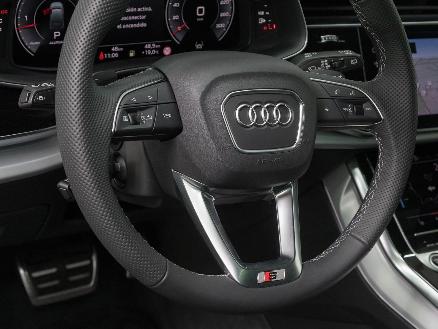 Image about Audi Q7 SUV S line 45 TDI quattro tiptronic