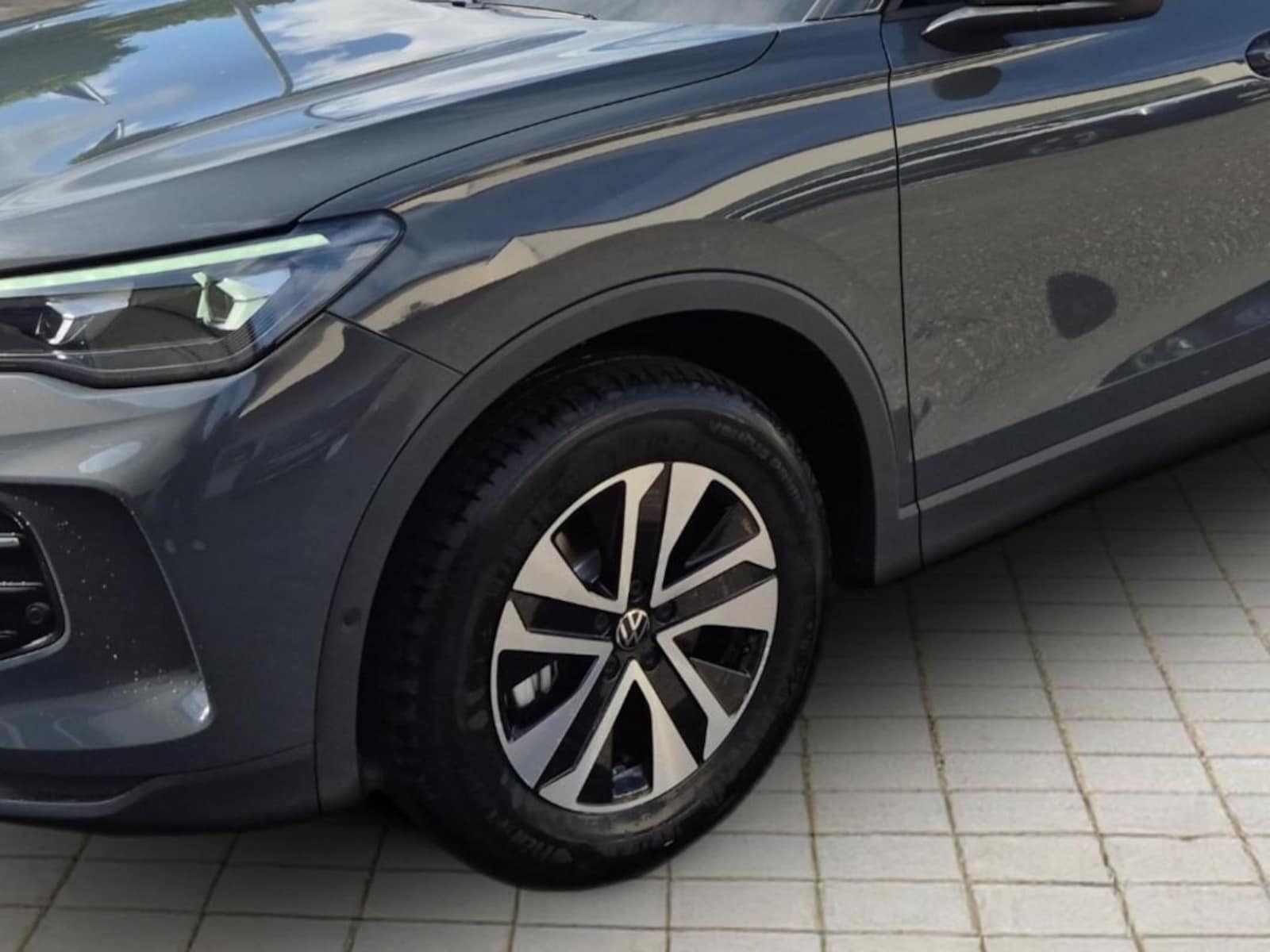 Volkswagen Tiguan – Bild 18