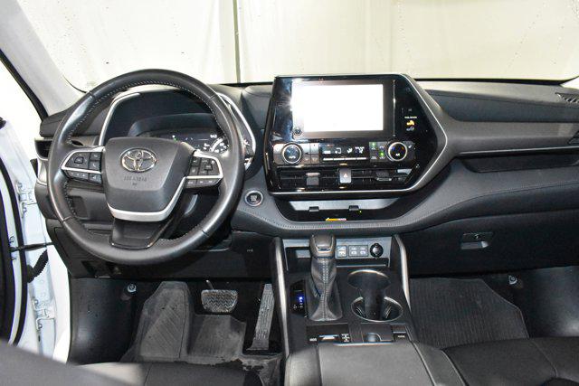 2025 Toyota Highlander 34