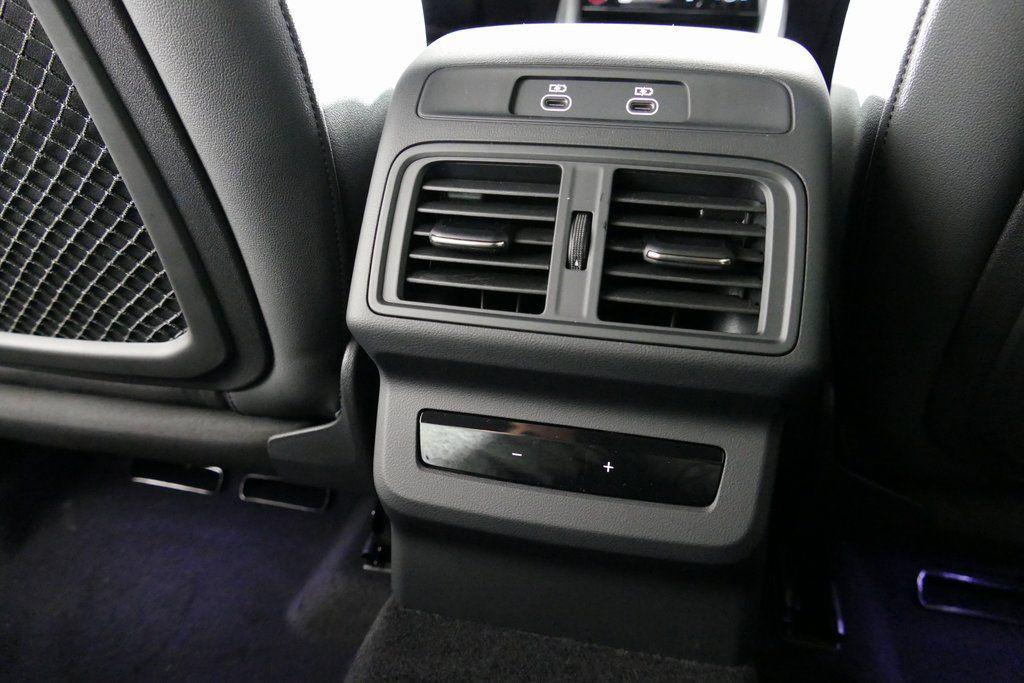 2025 Audi SQ5 Premium - Photo 27