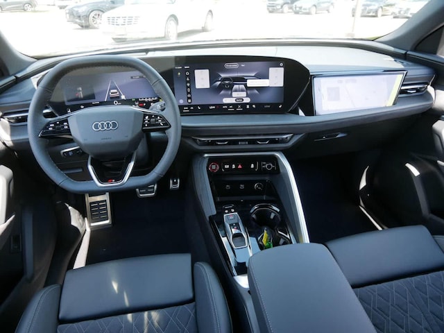 2026 Audi SQ5 Premium Plus - Photo 11
