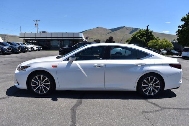 2020 Lexus ES 350