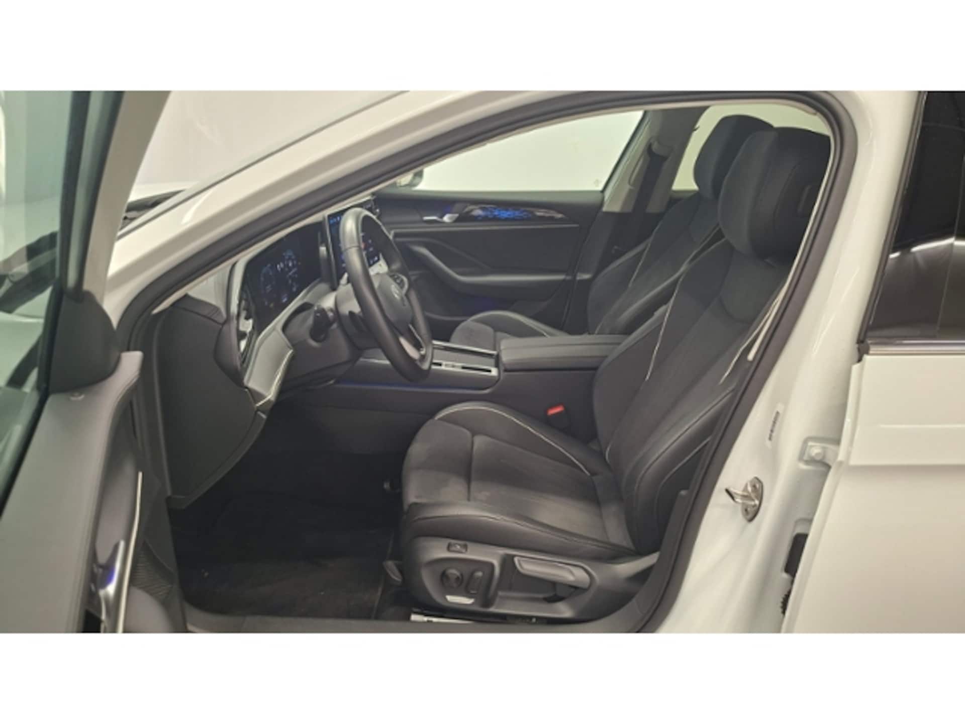 Volkswagen Passat Elegance