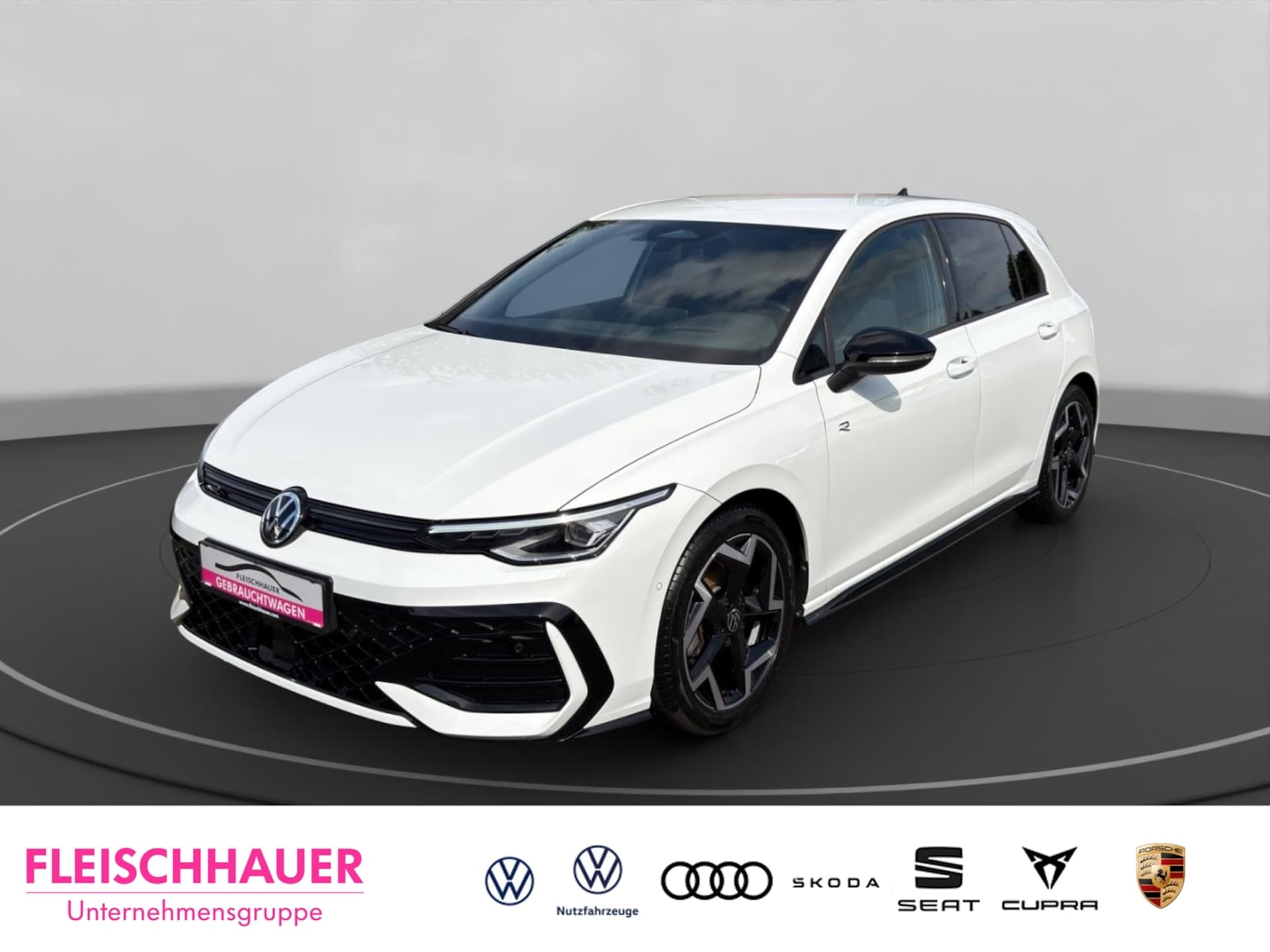 Volkswagen Golf R-Line