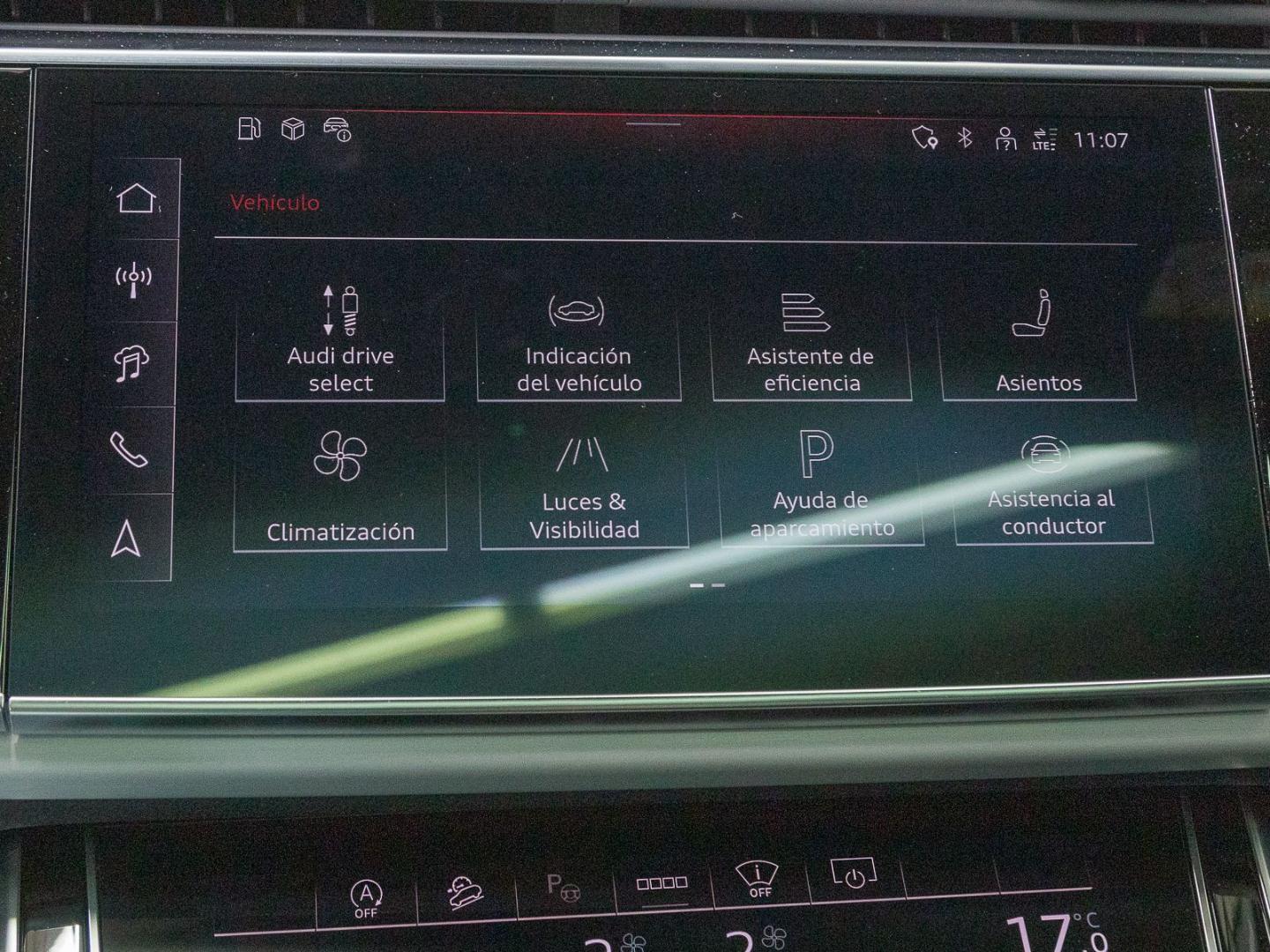 Image about Audi Q7 SUV S line 45 TDI quattro tiptronic