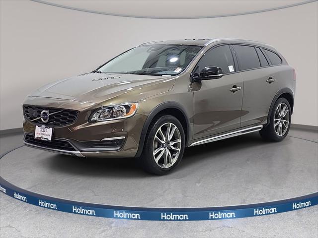 2016 Volvo V60 Base