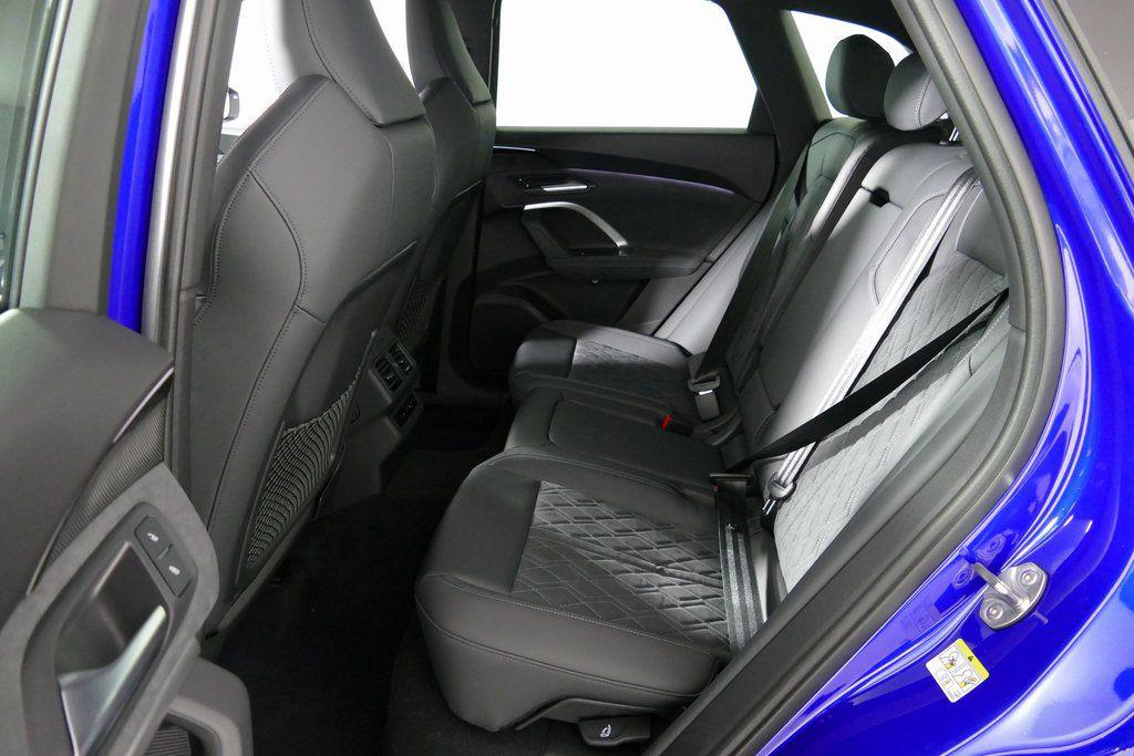 2025 Audi SQ5 Premium - Photo 28