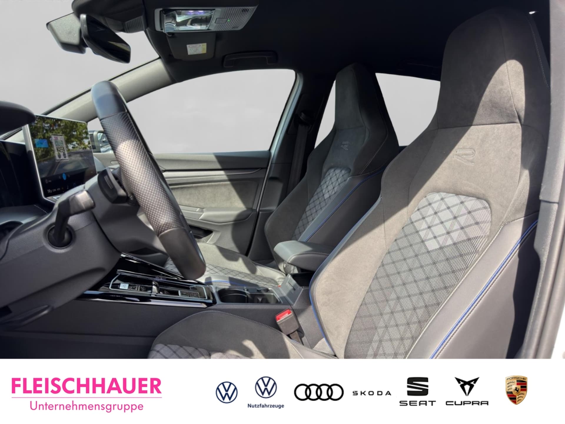 Volkswagen Golf R-Line