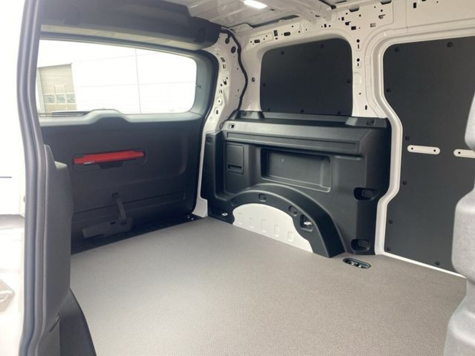 Volkswagen ID. Buzz Cargo – Bild 12