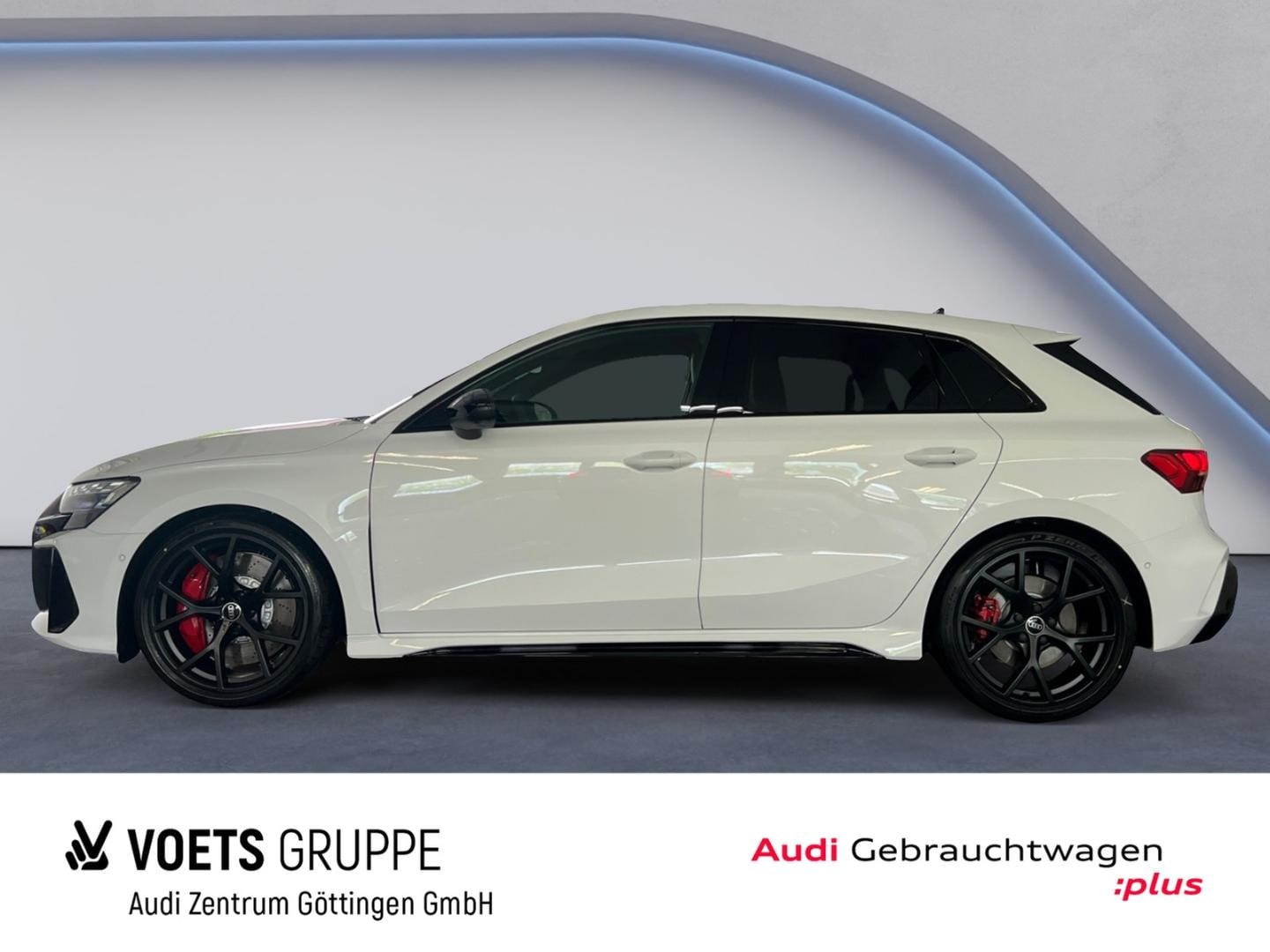 Bild über Audi RS 3 Sportback TFSI quattro 294 kW S tronic - für weitere Informationen kontaktieren Sie den Audi Partner