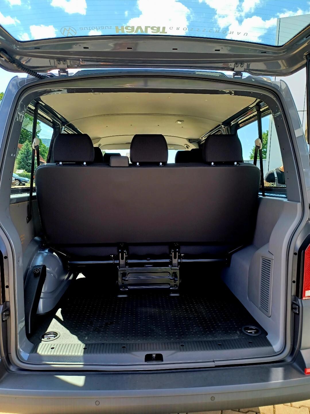 Volkswagen T6.1 Transporter Kombi kurzer Radstand