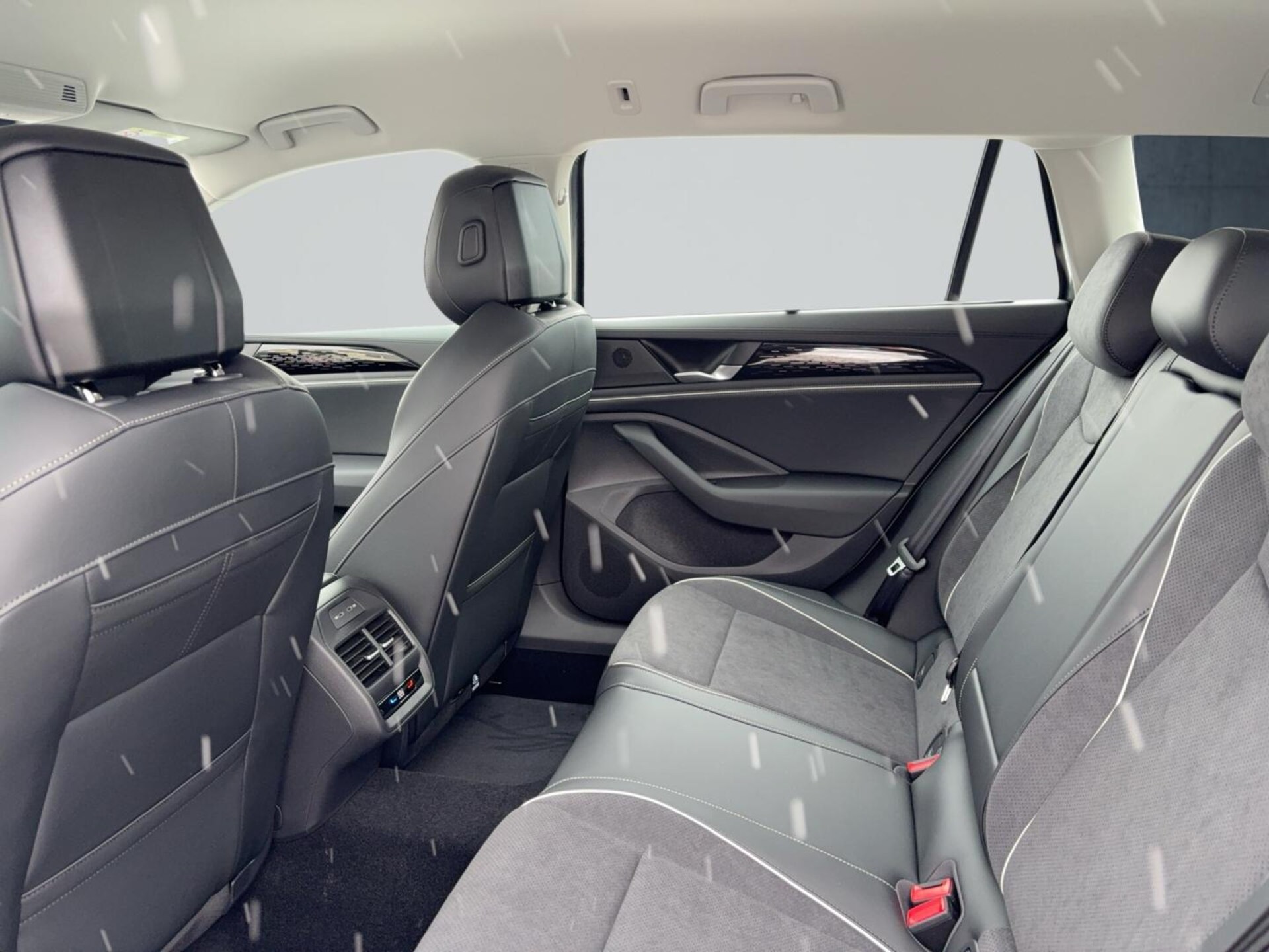 Volkswagen Passat Elegance
