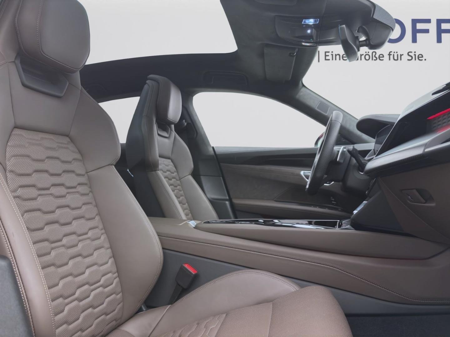 Bild über Audi e-tron GT e-tron quattro - für weitere Informationen kontaktieren Sie den Audi Partner