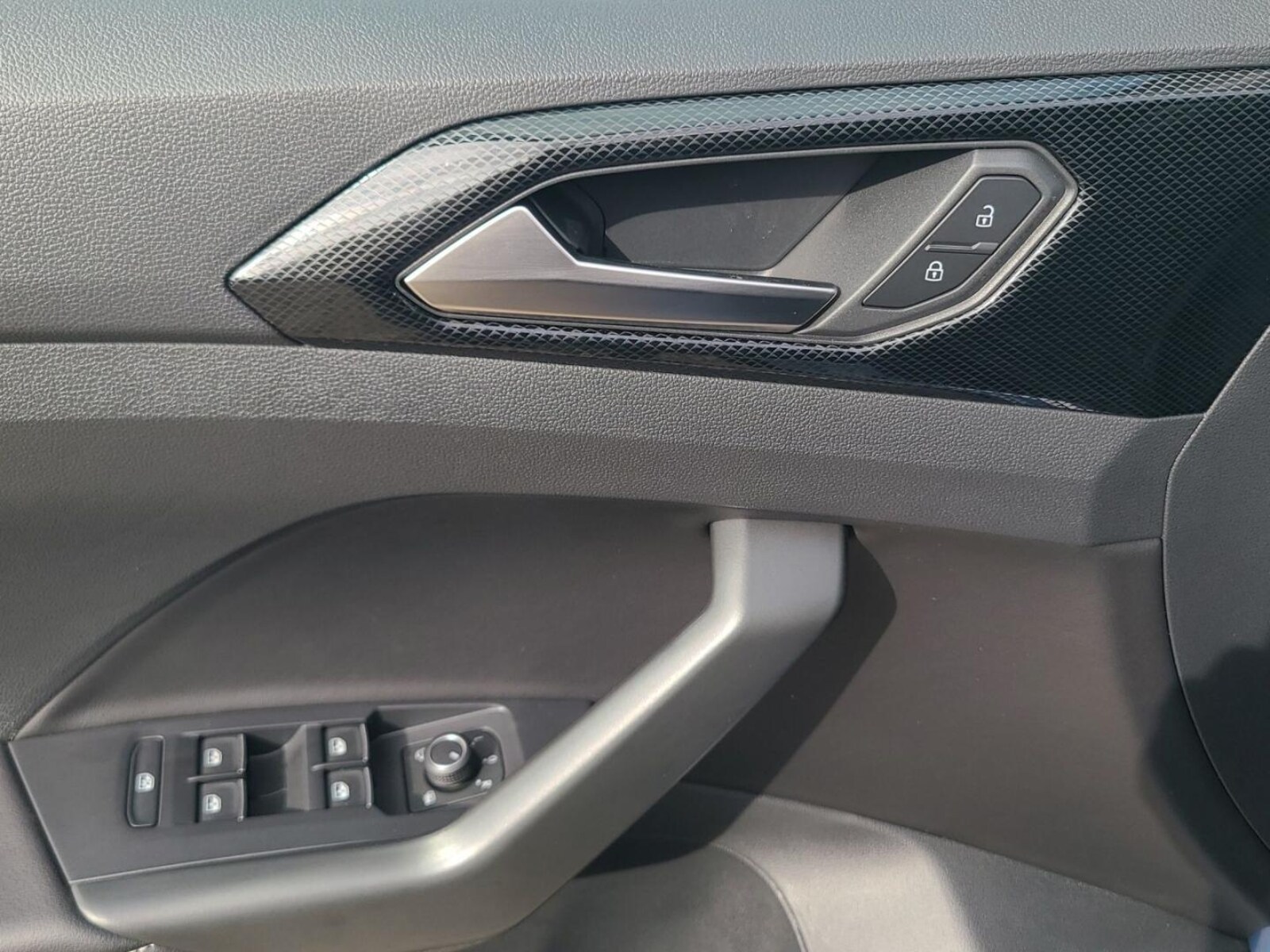 Volkswagen T-Cross – Bild 17