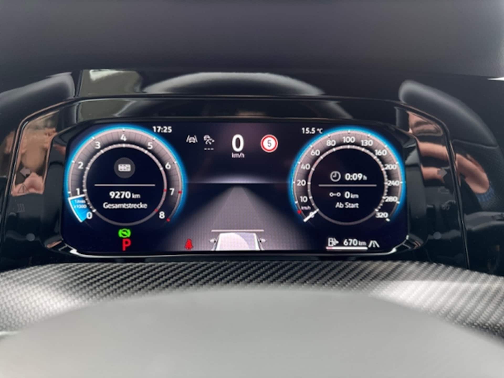 Volkswagen Golf R