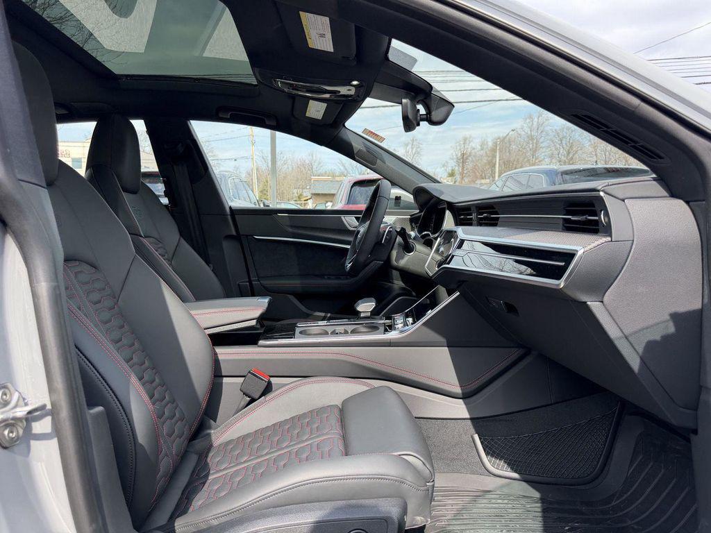 2026 Audi RS 7 Base - Photo 16