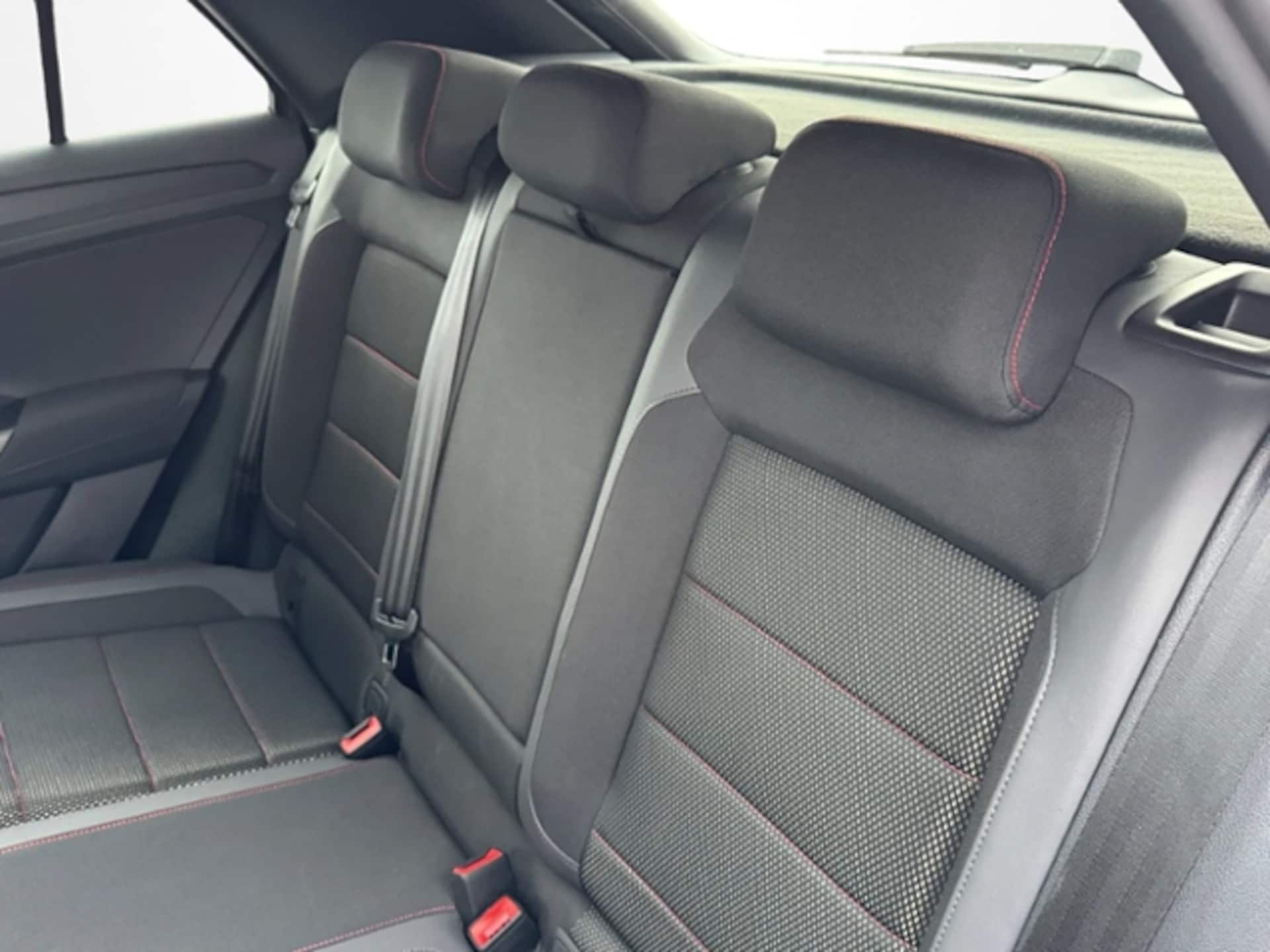 Volkswagen T-Roc Sport