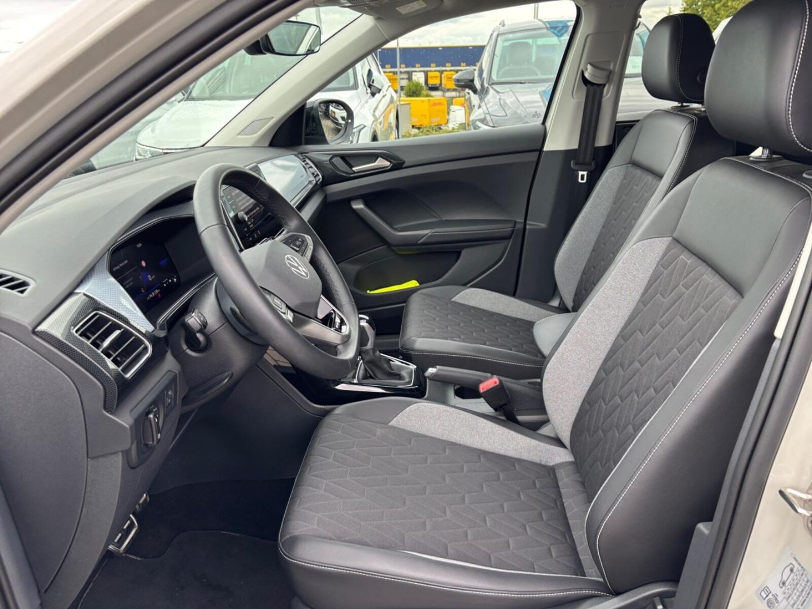 Volkswagen T-Cross – Bild 10