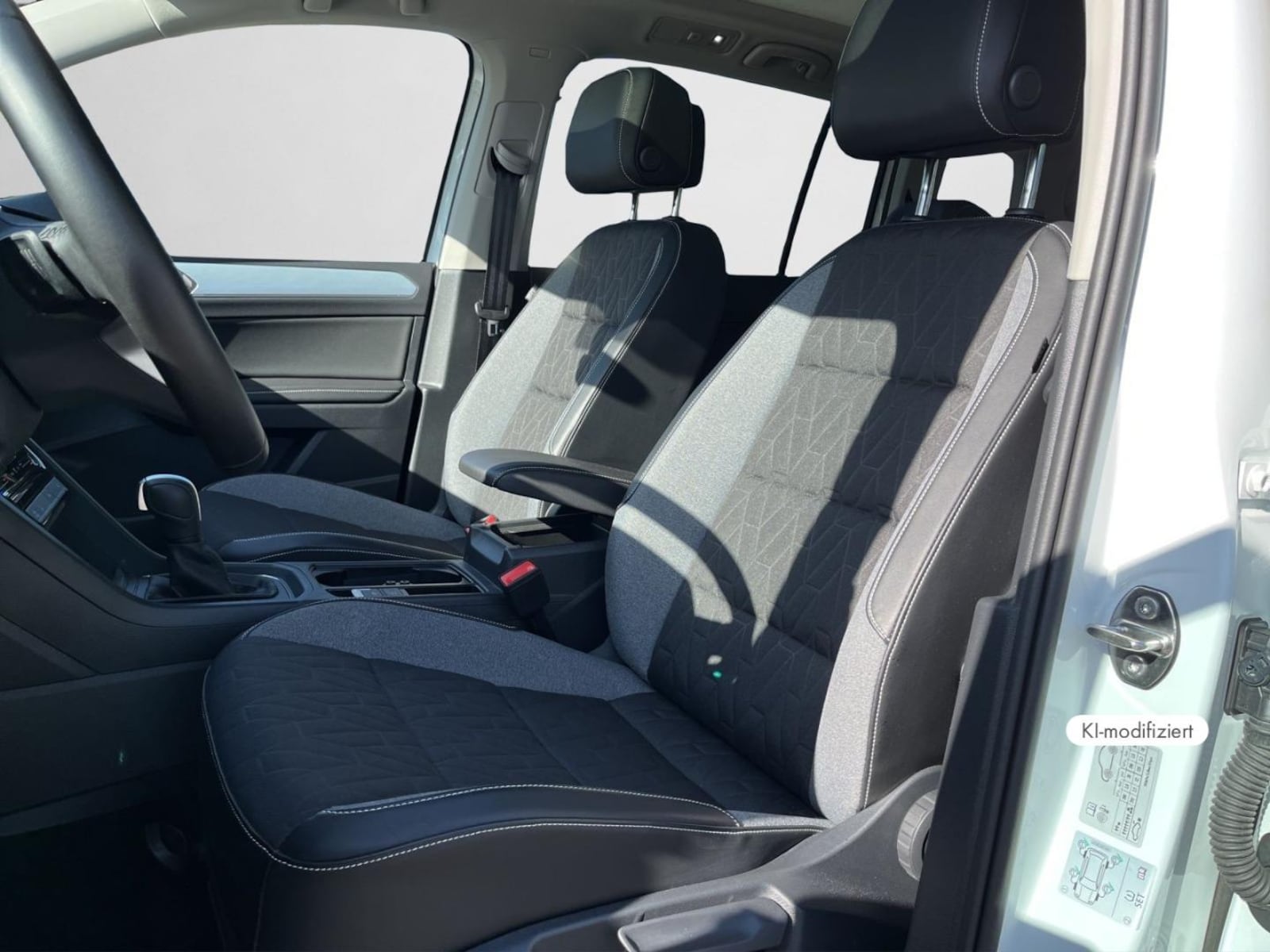 Volkswagen Touran – Bild 12