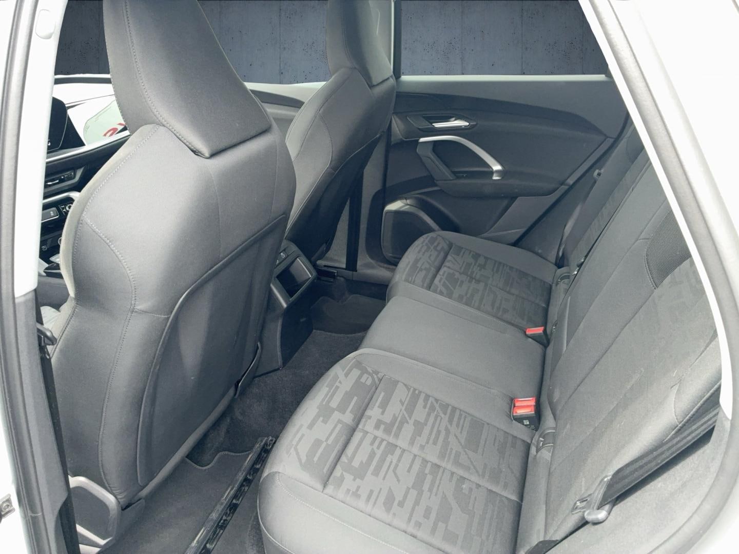 Bild über Audi Q5 SUV TDI quattro 150 kW S tronic - für weitere Informationen kontaktieren Sie den Audi Partner