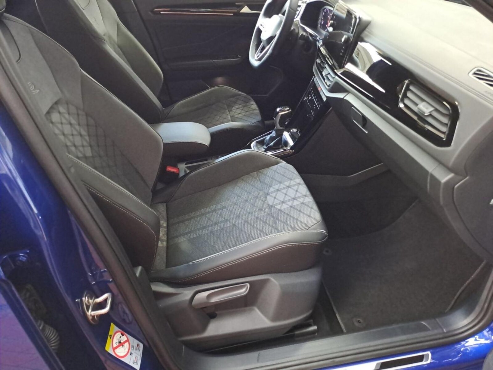 Volkswagen T-Roc – Bild 13