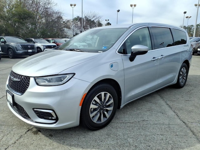 Photo of 2023 Chrysler