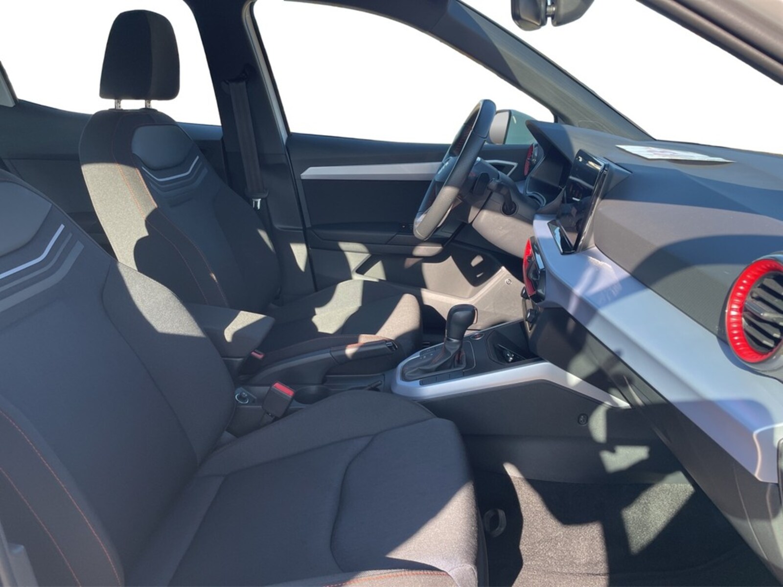 SEAT Arona – Bild 8