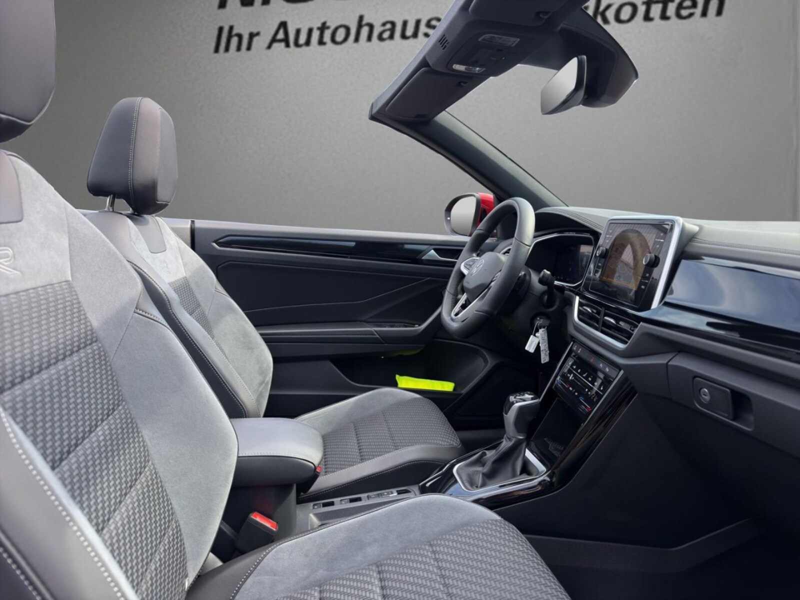 Volkswagen T-Roc Cabriolet – Bild 9