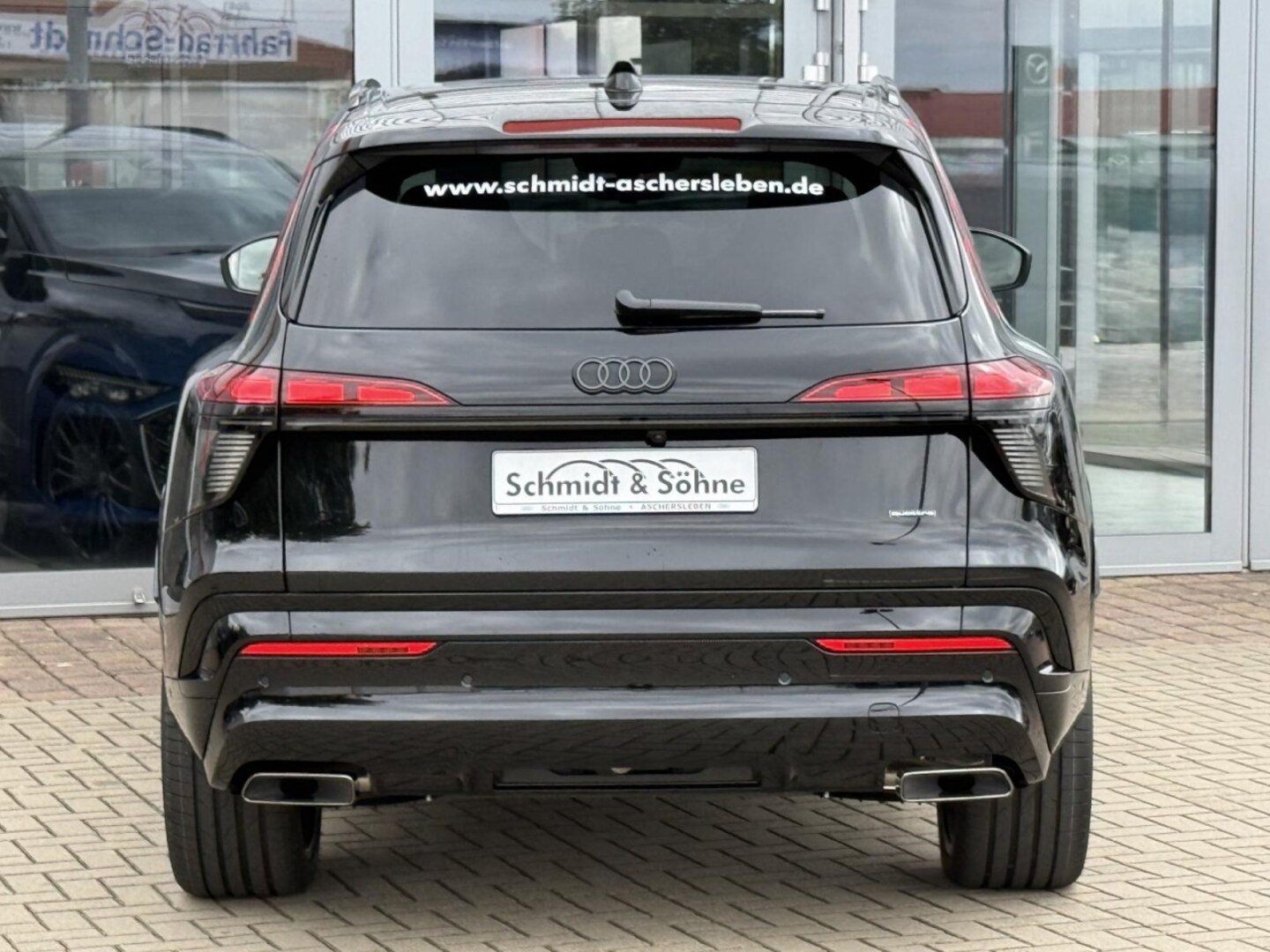 Bild über Audi Q7 SUV TDI quattro 220 kW tiptronic - für weitere Informationen kontaktieren Sie den Audi Partner