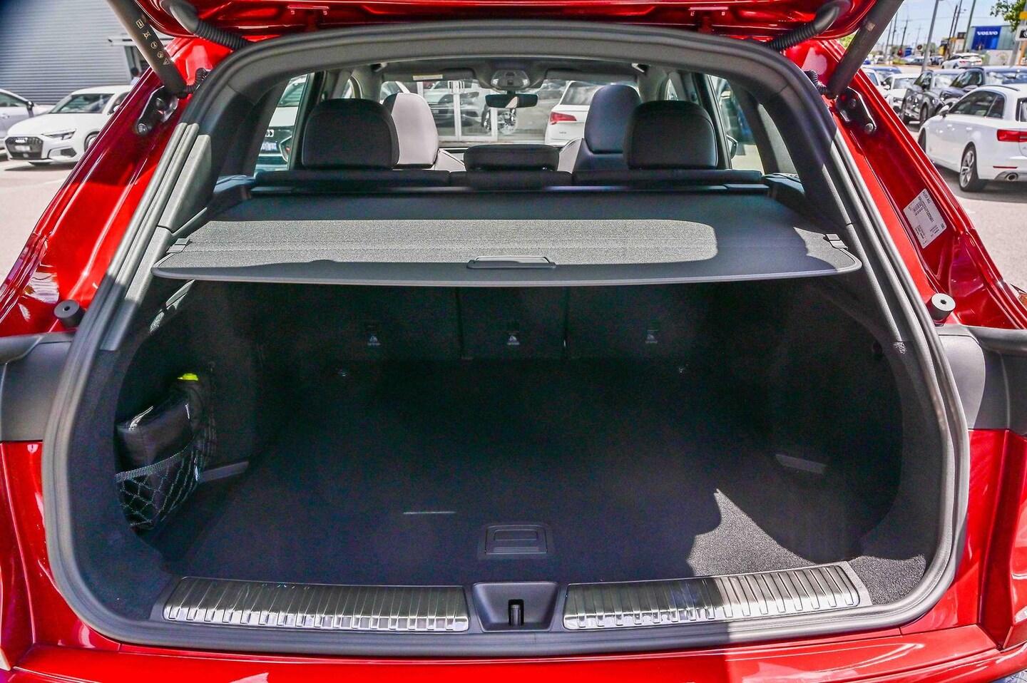 Image about Audi Q5 SUV TDI quattro 150 kW sport