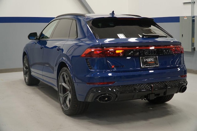 2026 Audi RS Q8 SUV performance