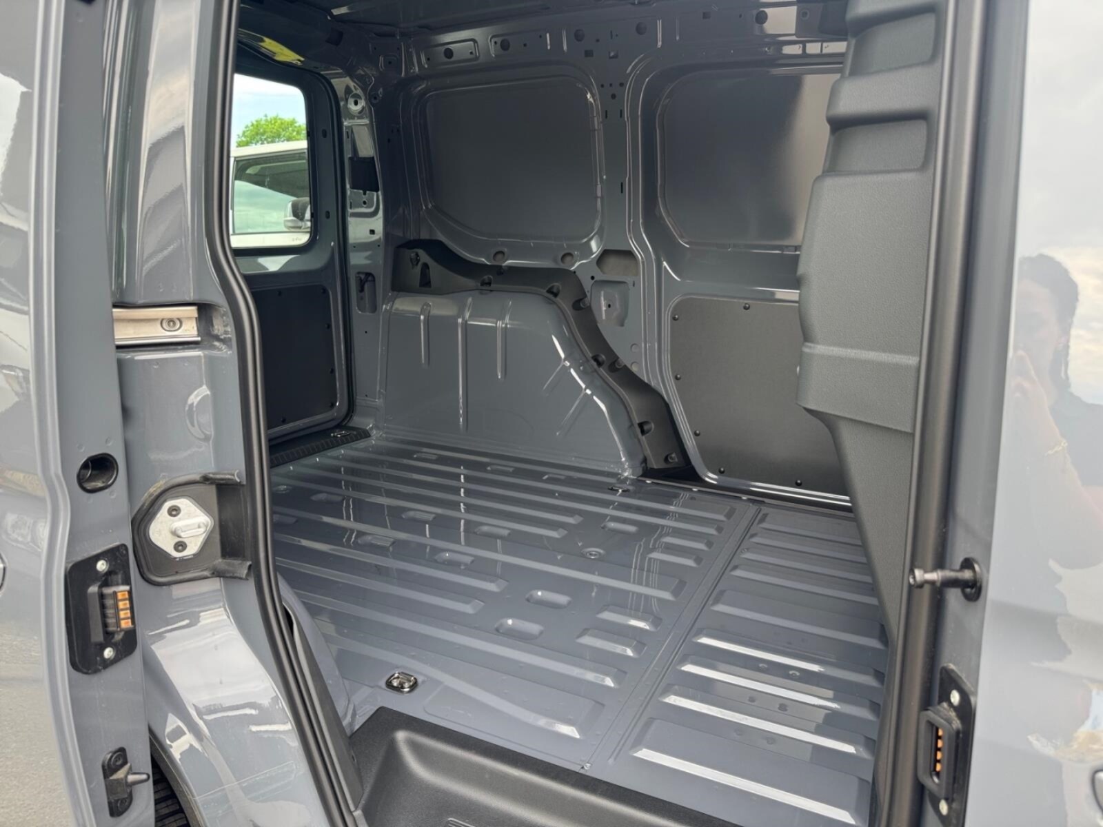 Volkswagen Caddy Cargo – Bild 15