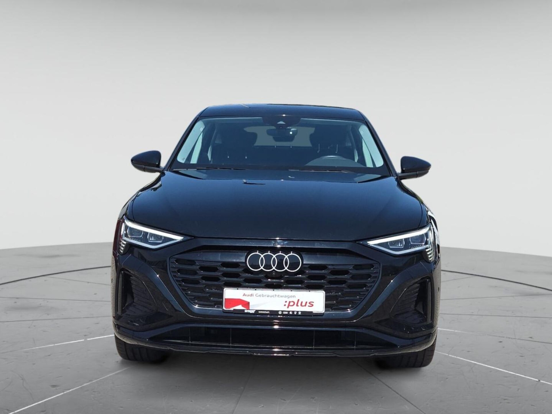 Audi Q8 Sportback e-tron S line