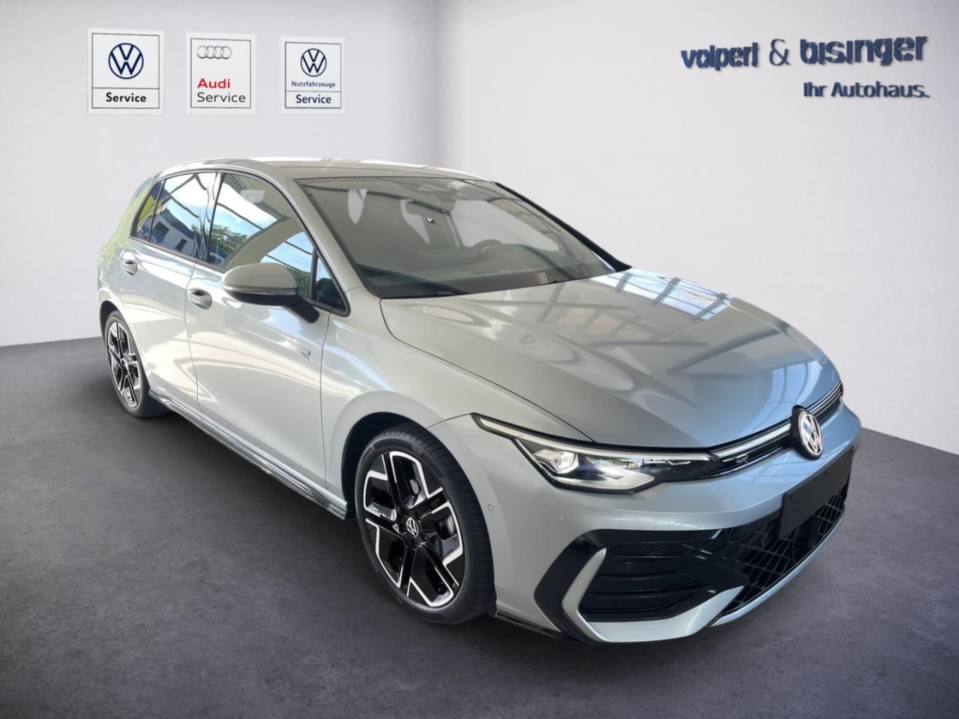 Volkswagen Golf R-Line
