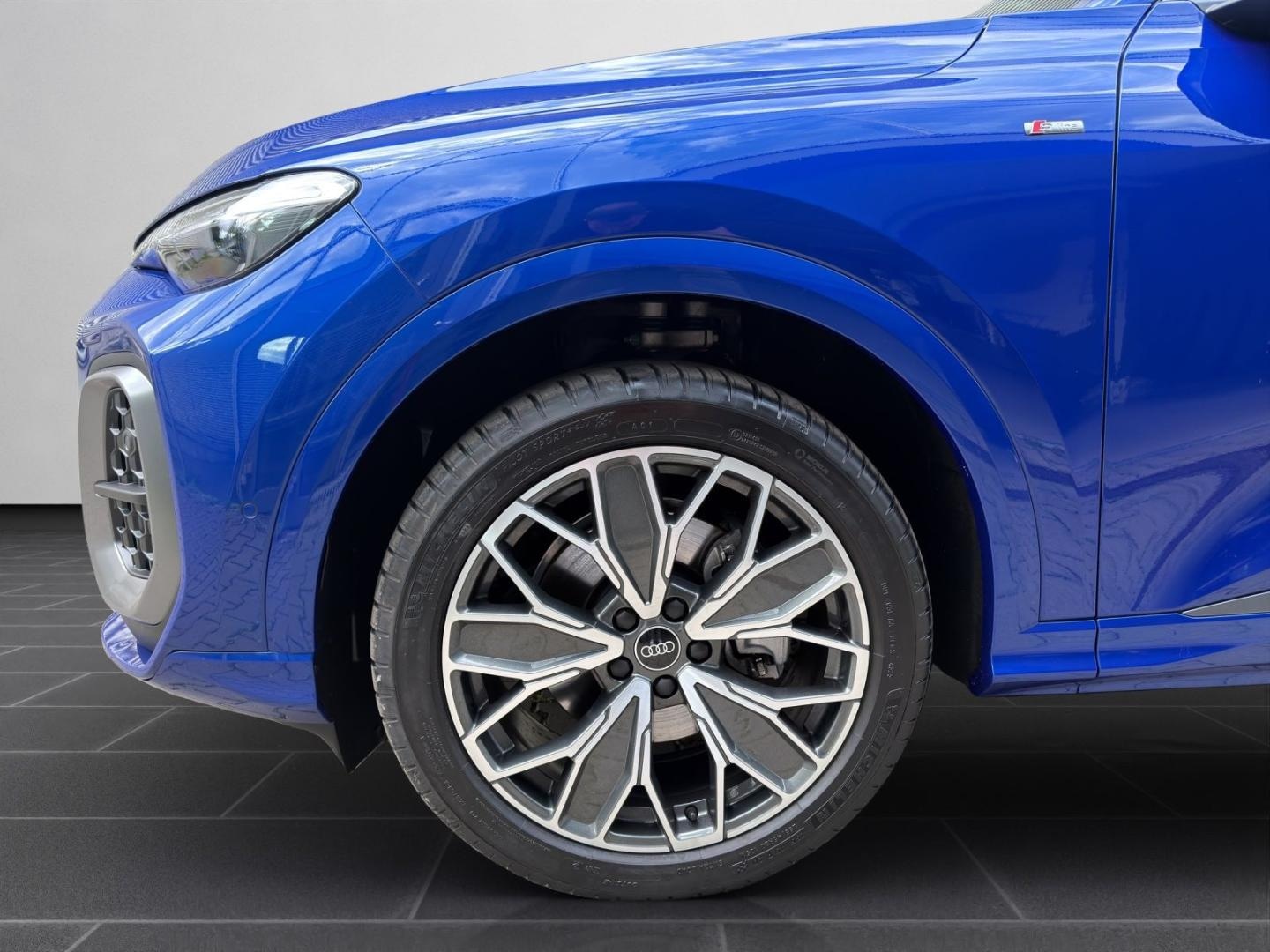 Bild über Audi Q5 Sportback TFSI 150 kW S tronic - für weitere Informationen kontaktieren Sie den Audi Partner