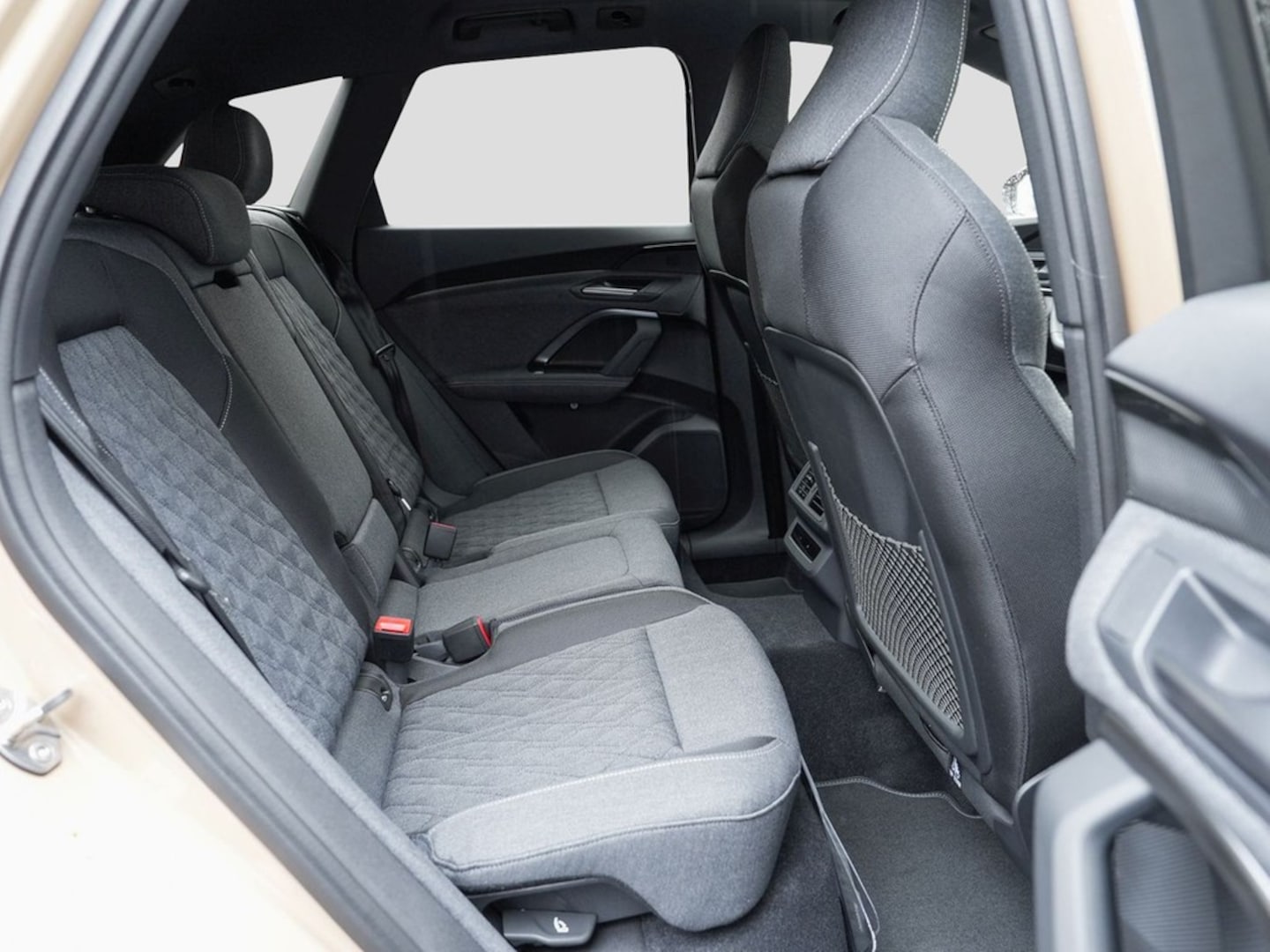 Bild über Audi Q5 SUV TDI quattro 150 kW S tronic - für weitere Informationen kontaktieren Sie den Audi Partner