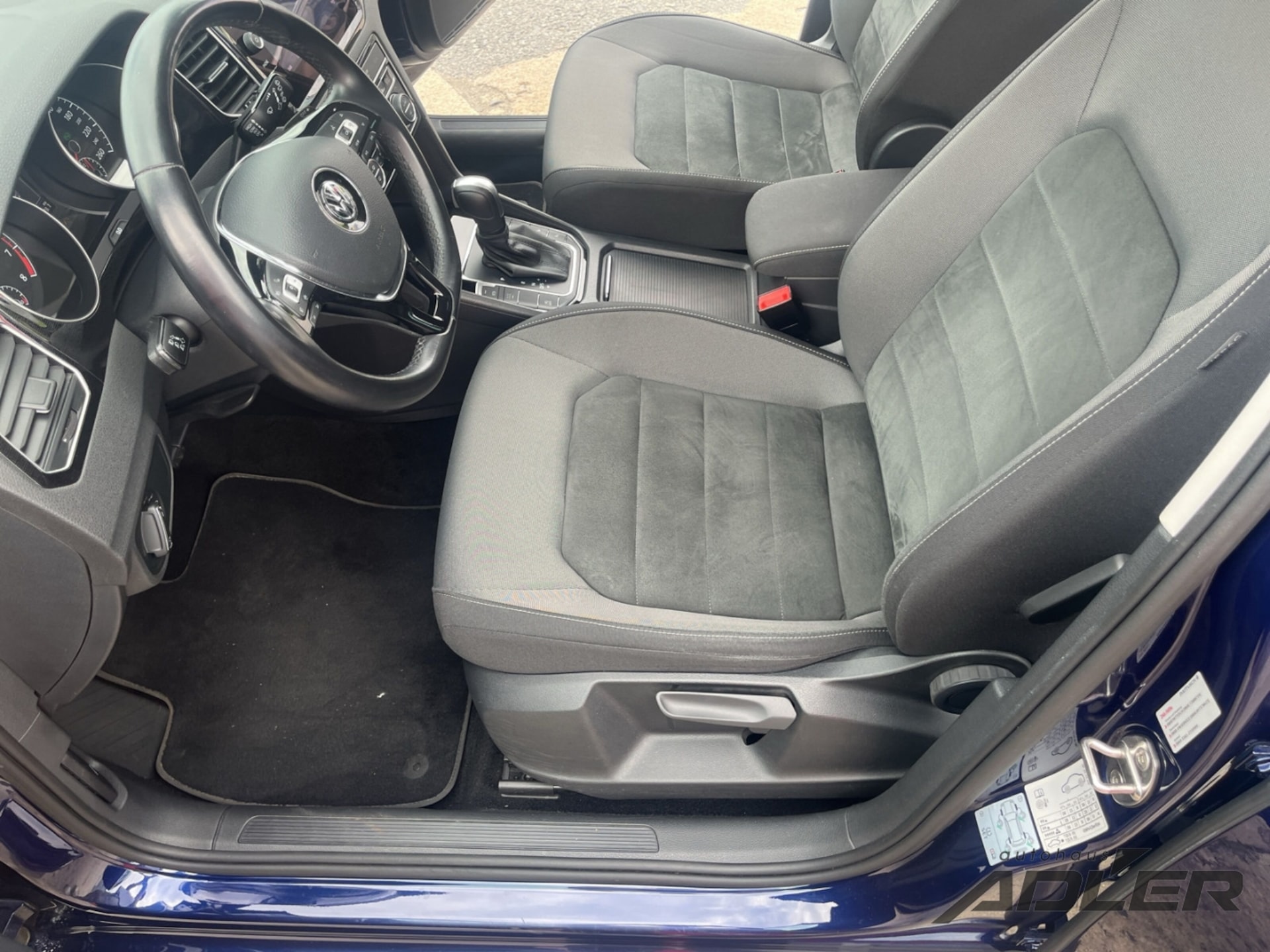 Volkswagen Golf Sportsvan Highline
