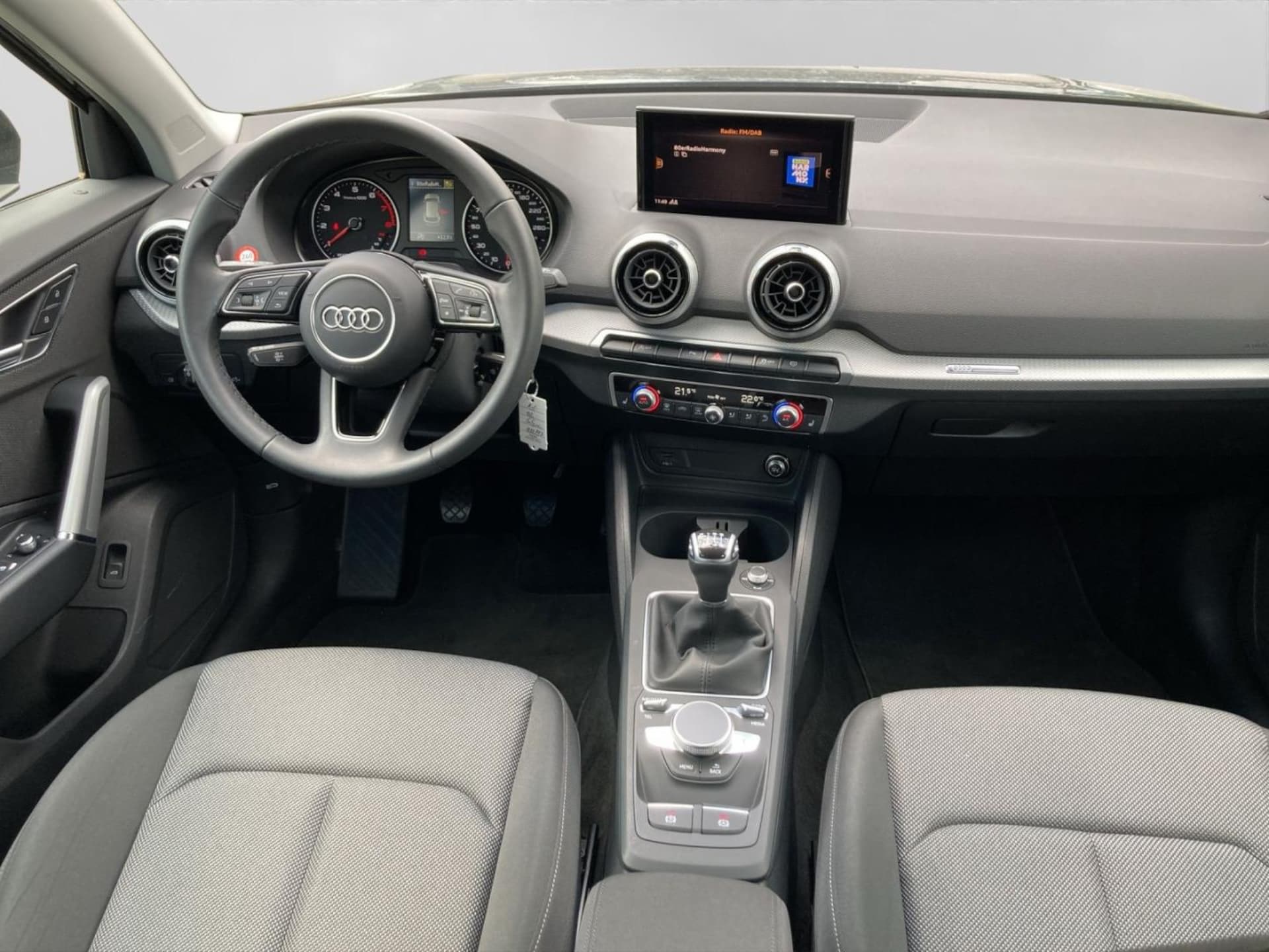 Audi Q2 S line