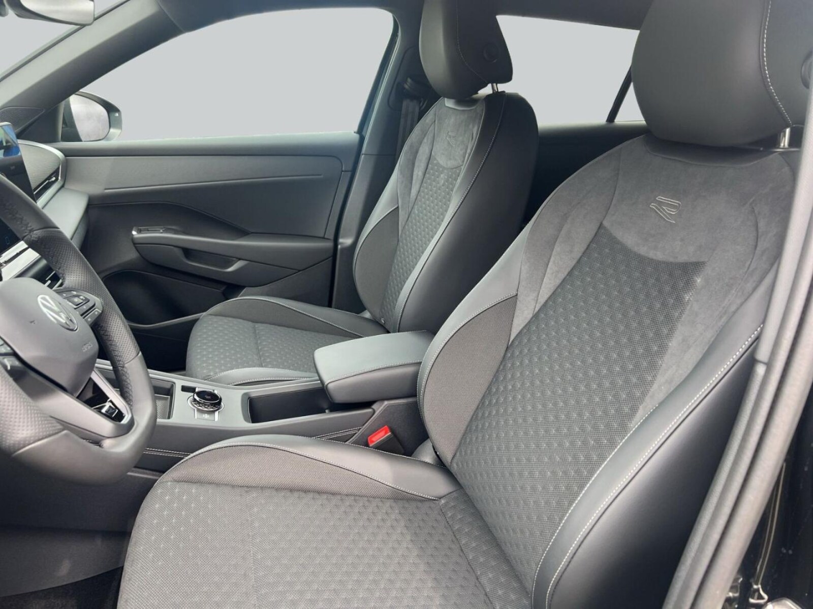 Volkswagen T-Roc – Bild 10