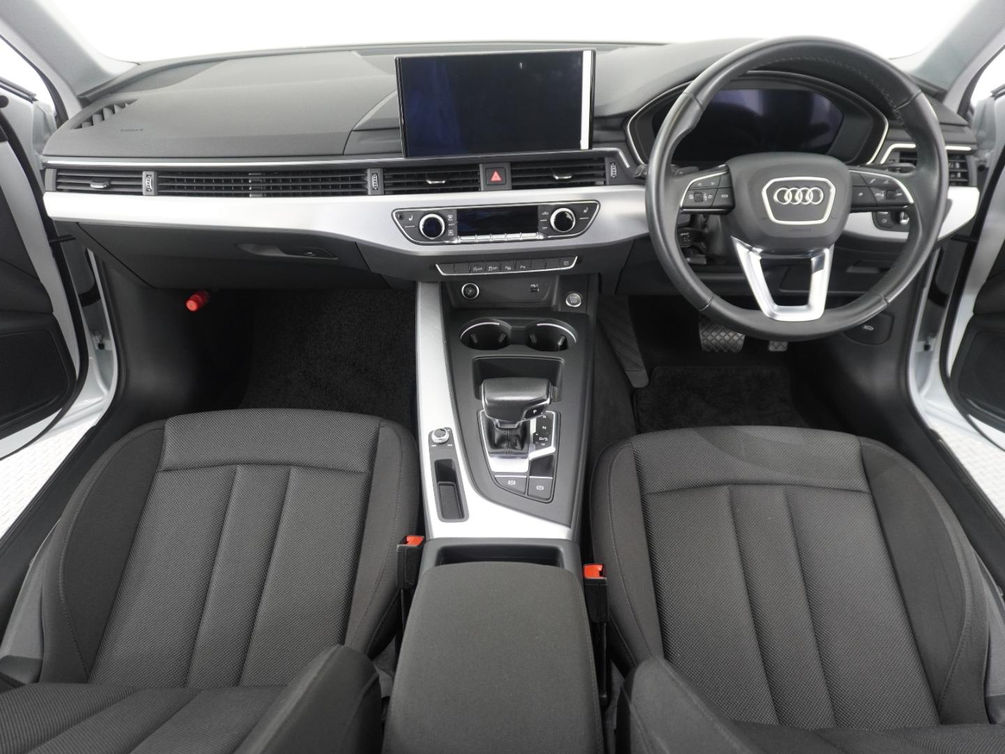 Audi A4 Sedan