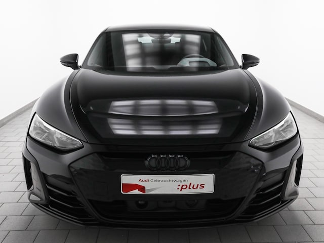 Audi e-tron GT RS