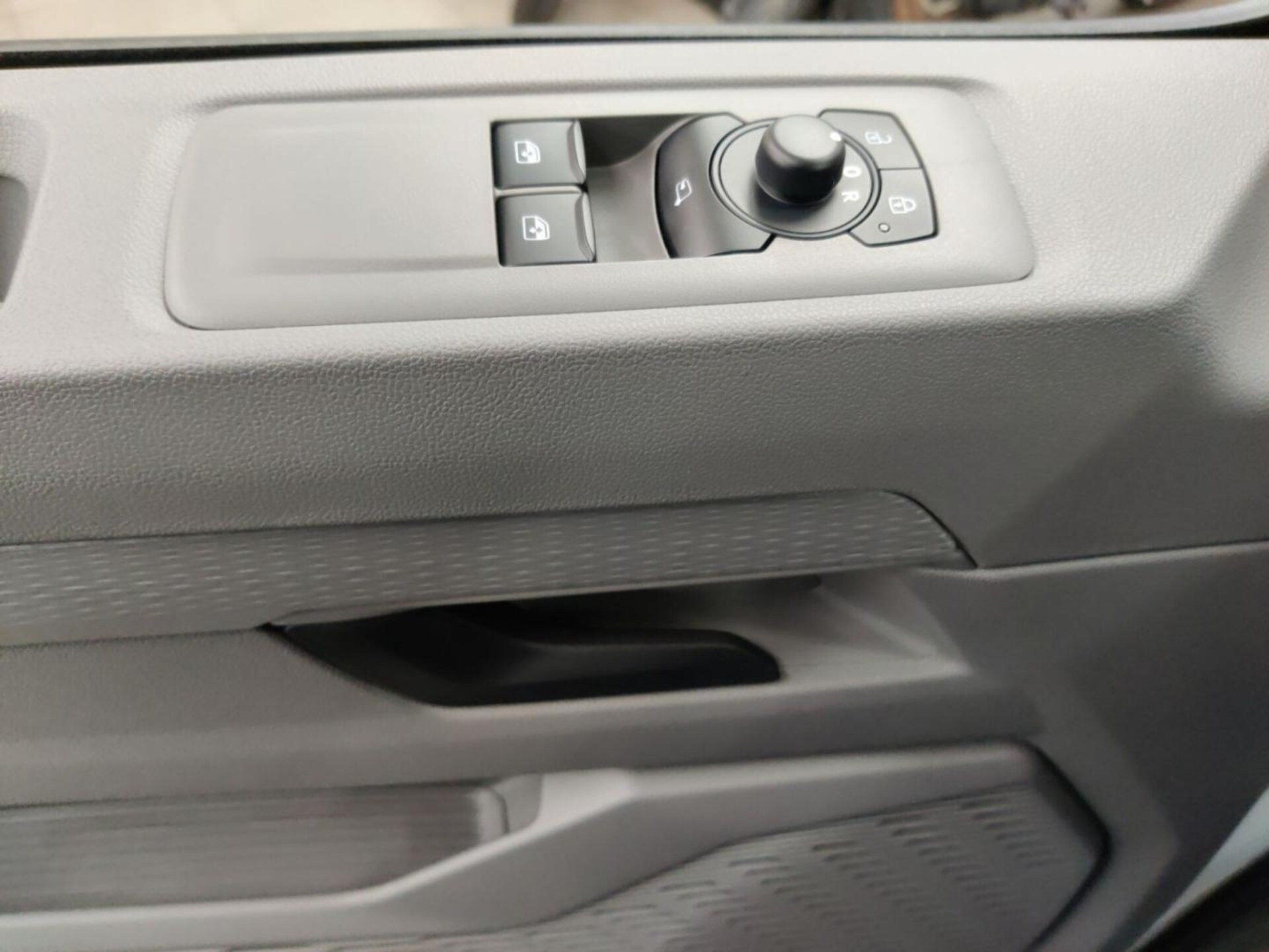 Volkswagen Transporter Kasten kurzer Radstand