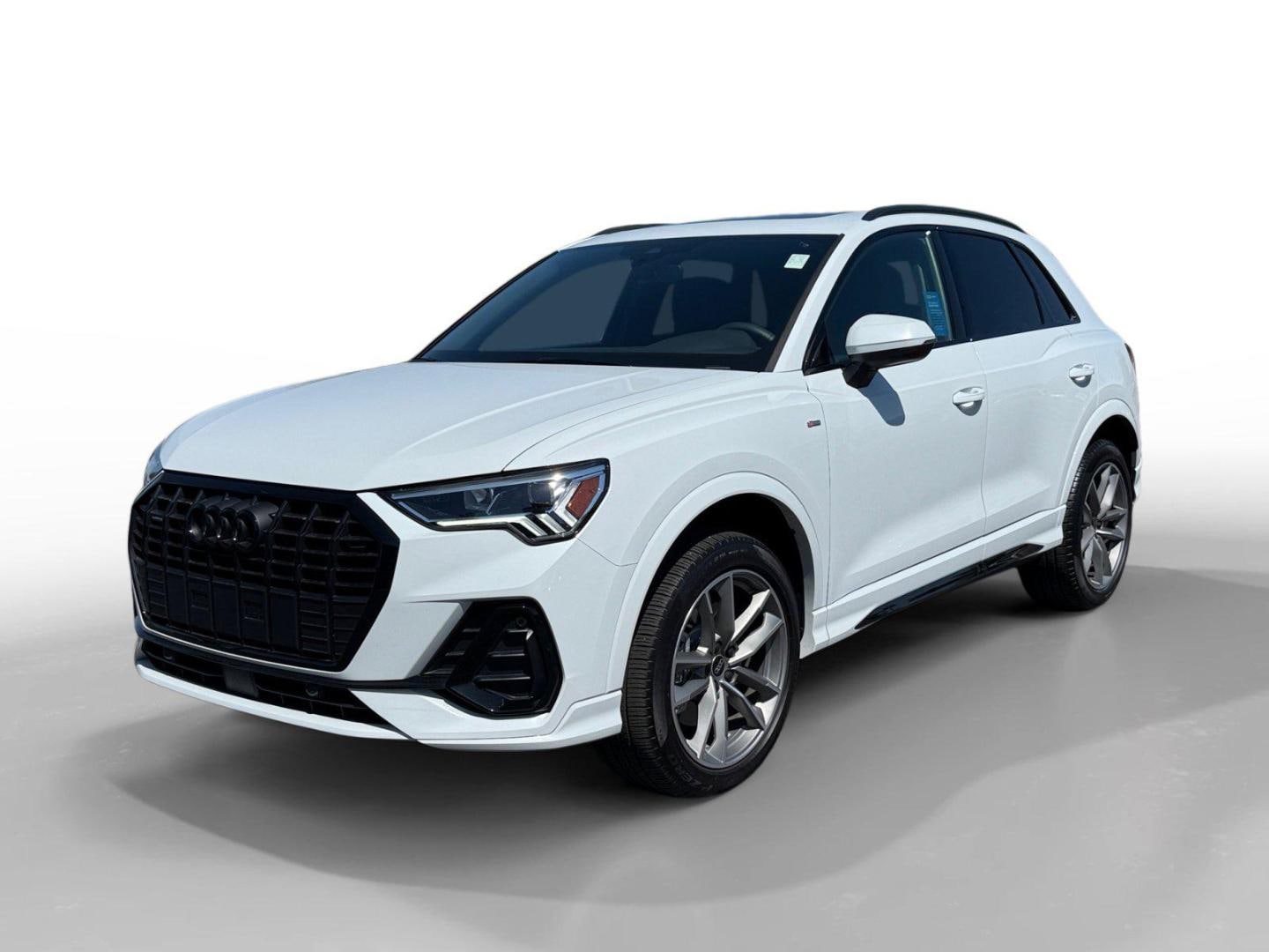 2025 Audi Q3 45 TFSI S Line Premium quattro's photo