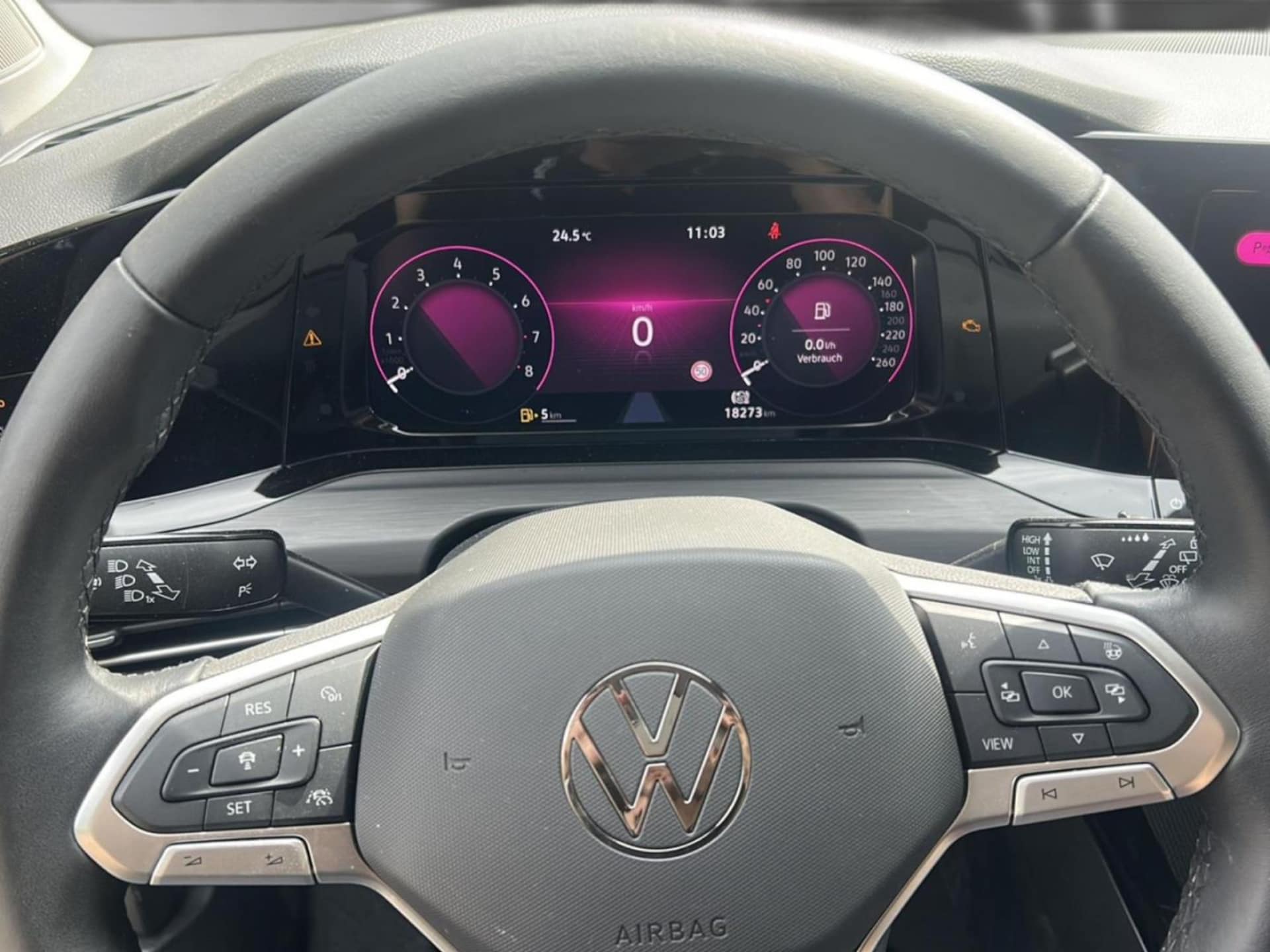Volkswagen Golf Style