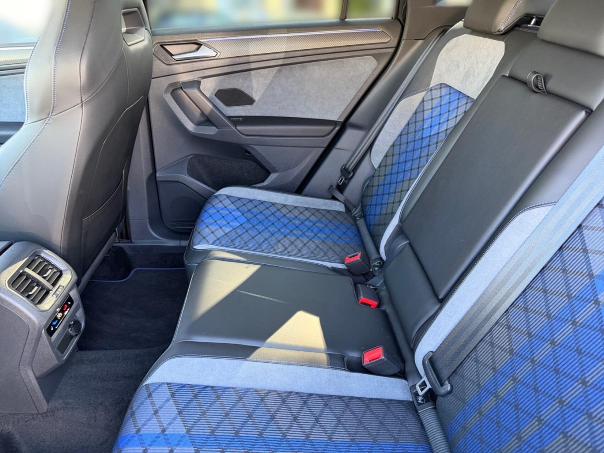 Volkswagen Tiguan R