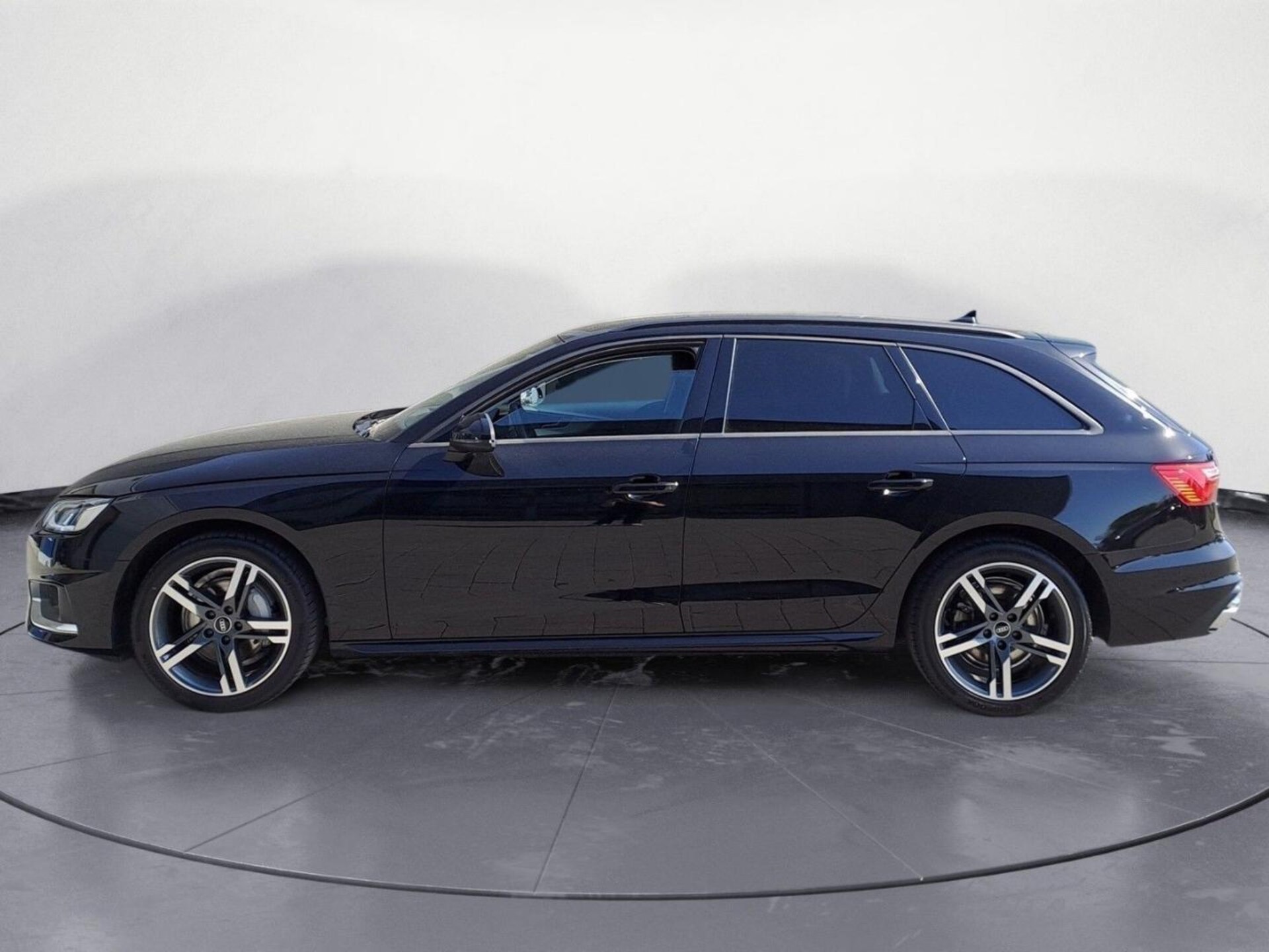 Audi A4 Avant Advanced