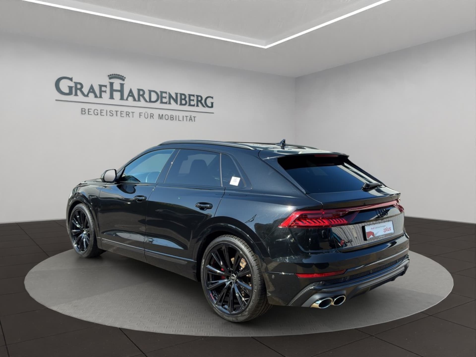Audi SQ8 SUV