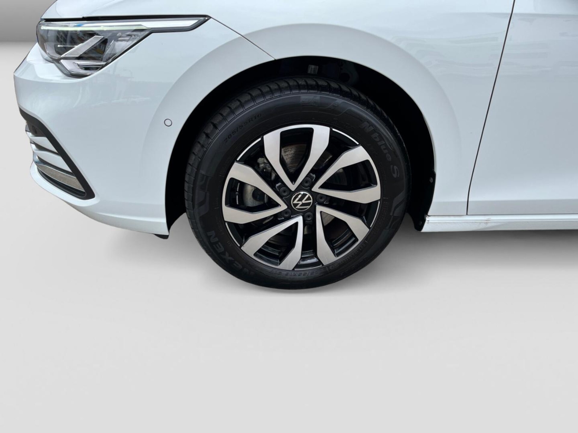 Volkswagen Golf Active