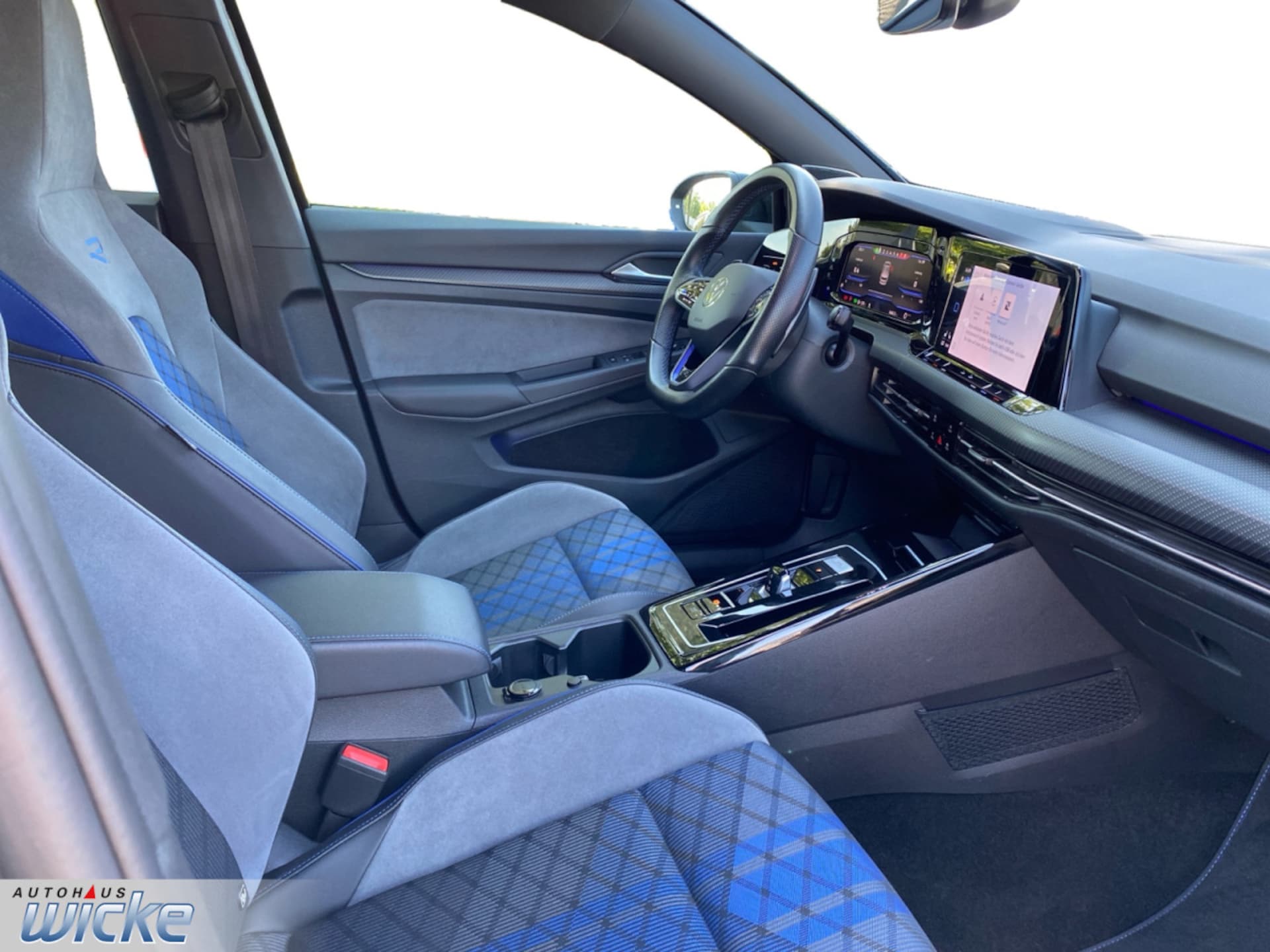 Volkswagen Golf R