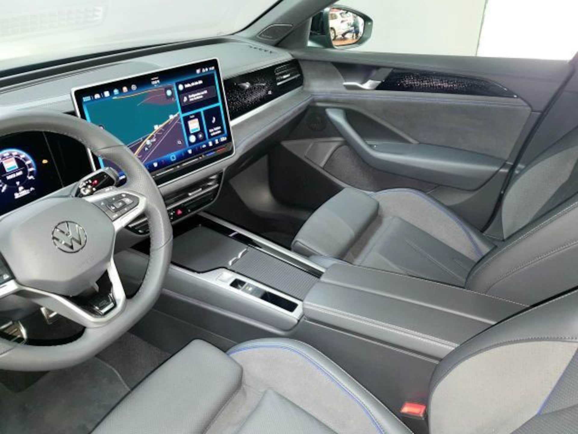 Volkswagen Passat R-Line